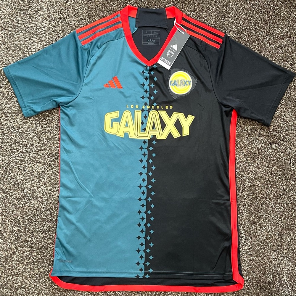 2024 Los Angeles Galaxy Third Jersey - Size Medium - 10/10 Condition - NWT